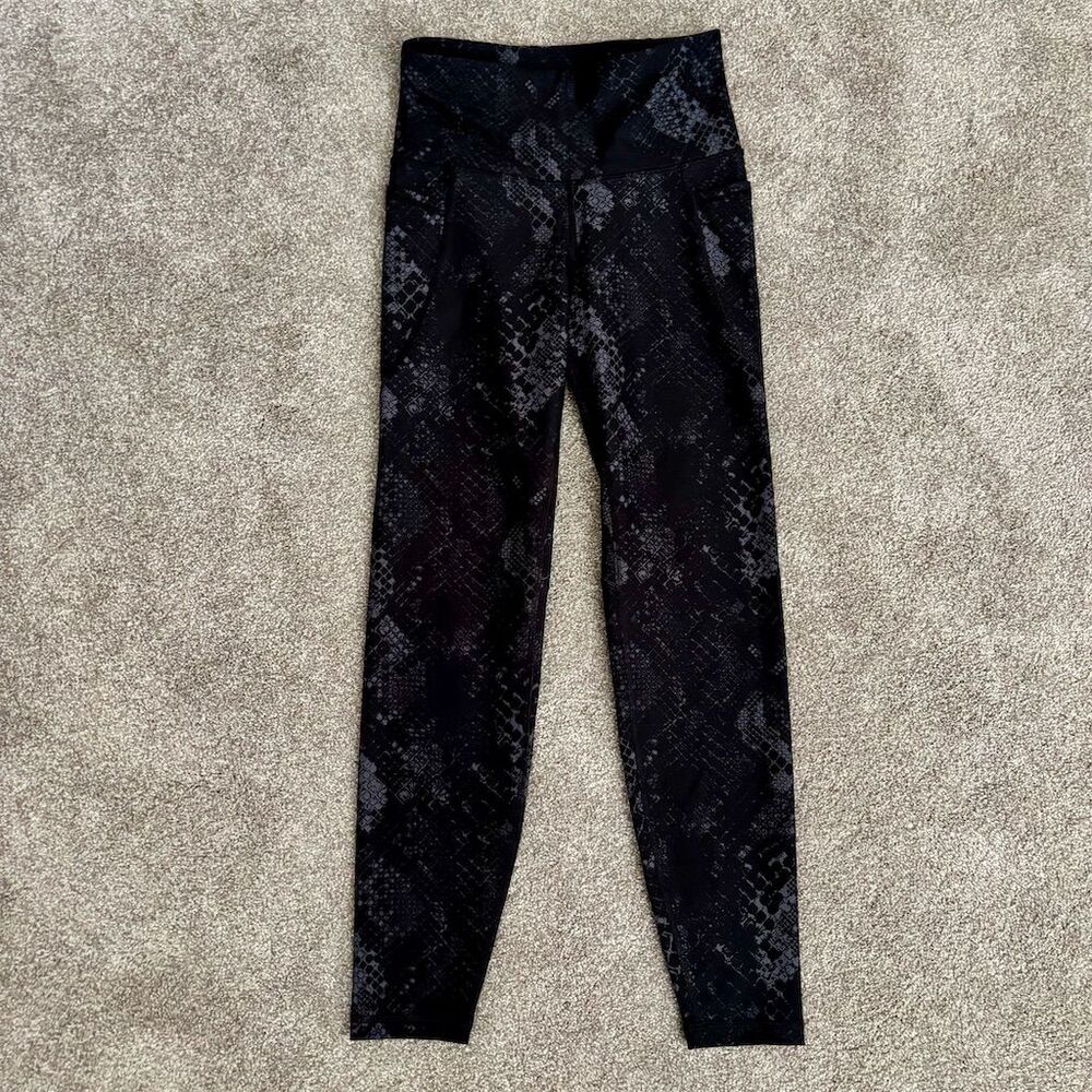 Old Navy Women's S Black Snakeskin High-Waisted Active Leggings